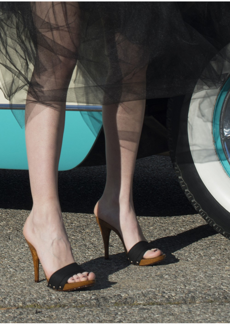 The High Wooden Pin-Up Mules